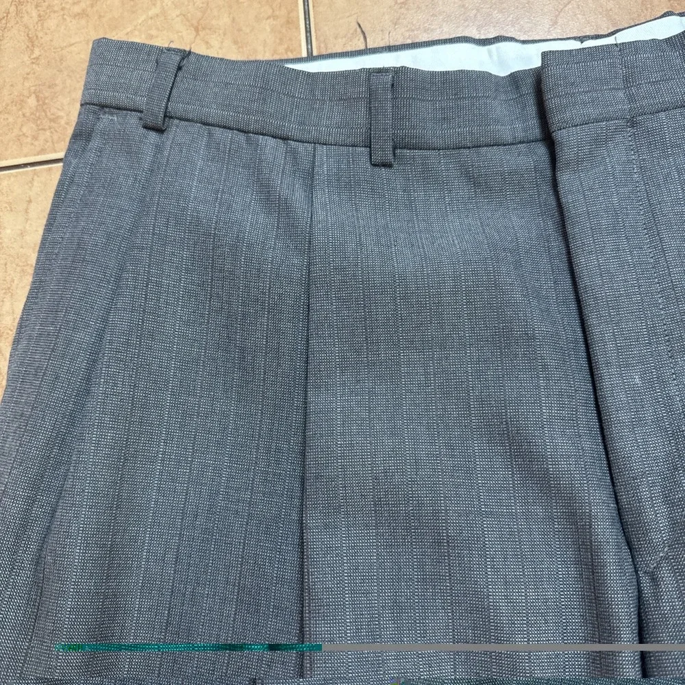 Towncraft Gray Pin Stripe 2-Piece Suit 44S Jacket 36 x 28 Pants VTG Wool Blend